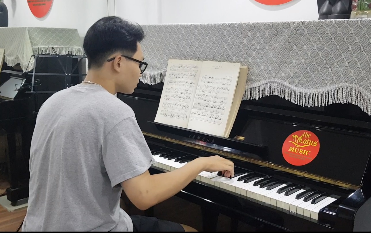 Phong tap Piano